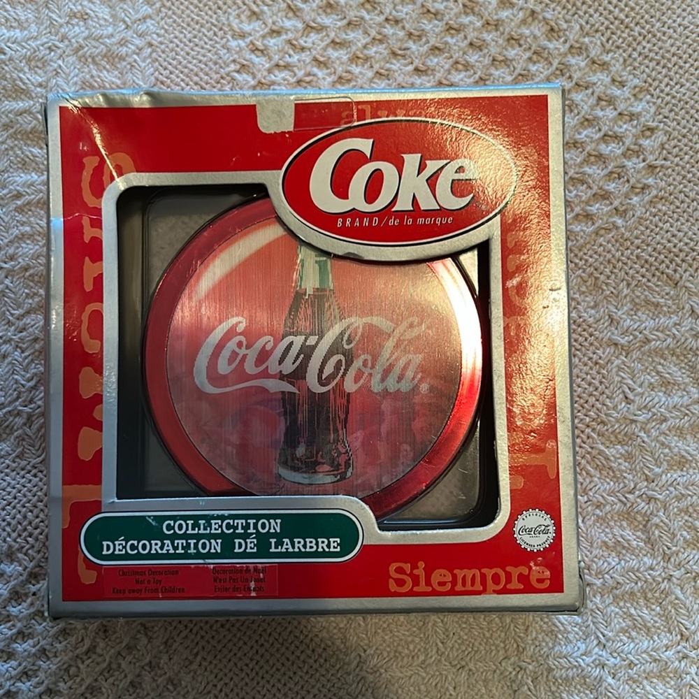 Holographic Coca-Cola collectible